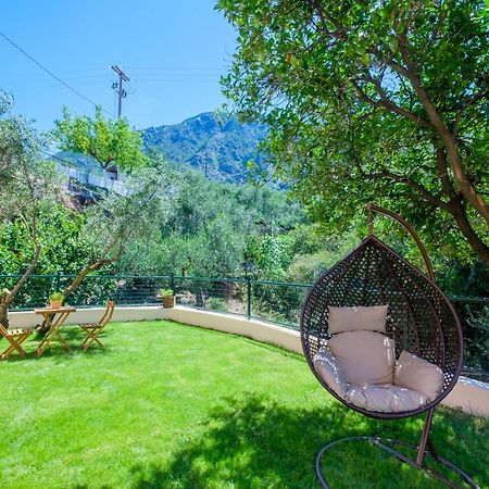 Almyros Aktis Private Garden Apartment Каламата Екстериор снимка