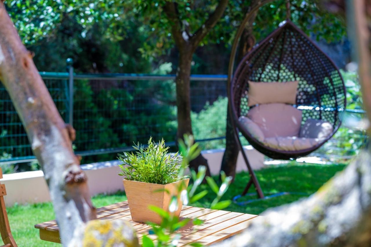 Almyros Aktis Private Garden Apartment Каламата Екстериор снимка