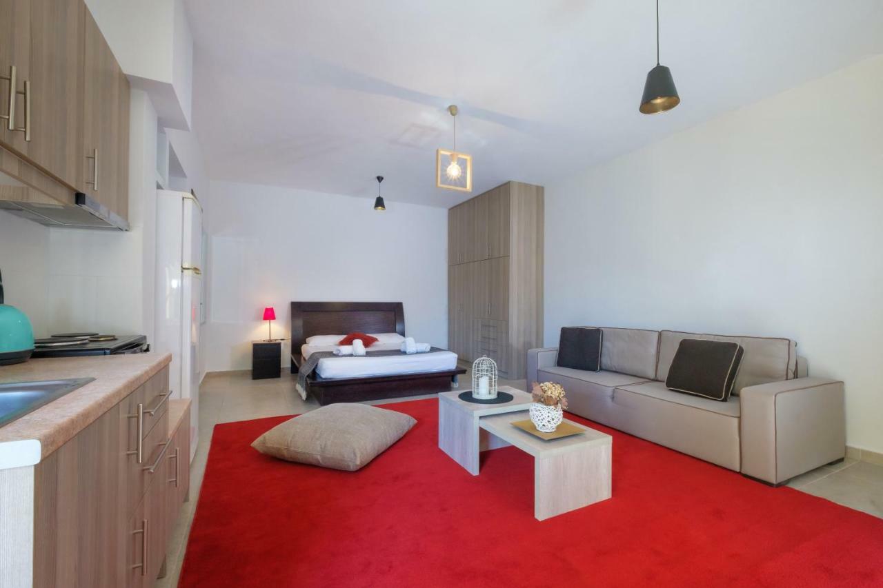 Almyros Aktis Private Garden Apartment Каламата Екстериор снимка