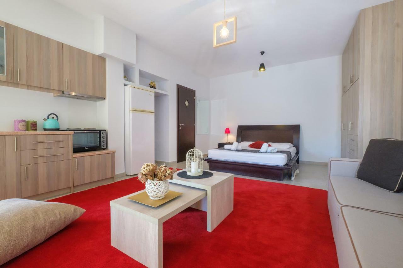 Almyros Aktis Private Garden Apartment Каламата Екстериор снимка